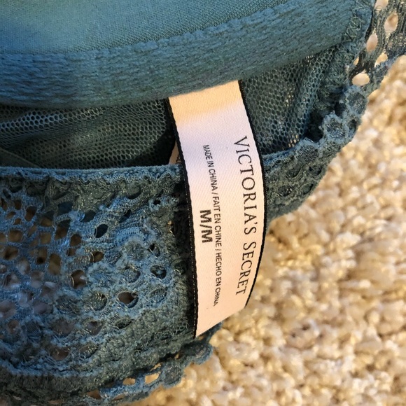 Victoria’s Secret Bralette - Picture 3 of 3